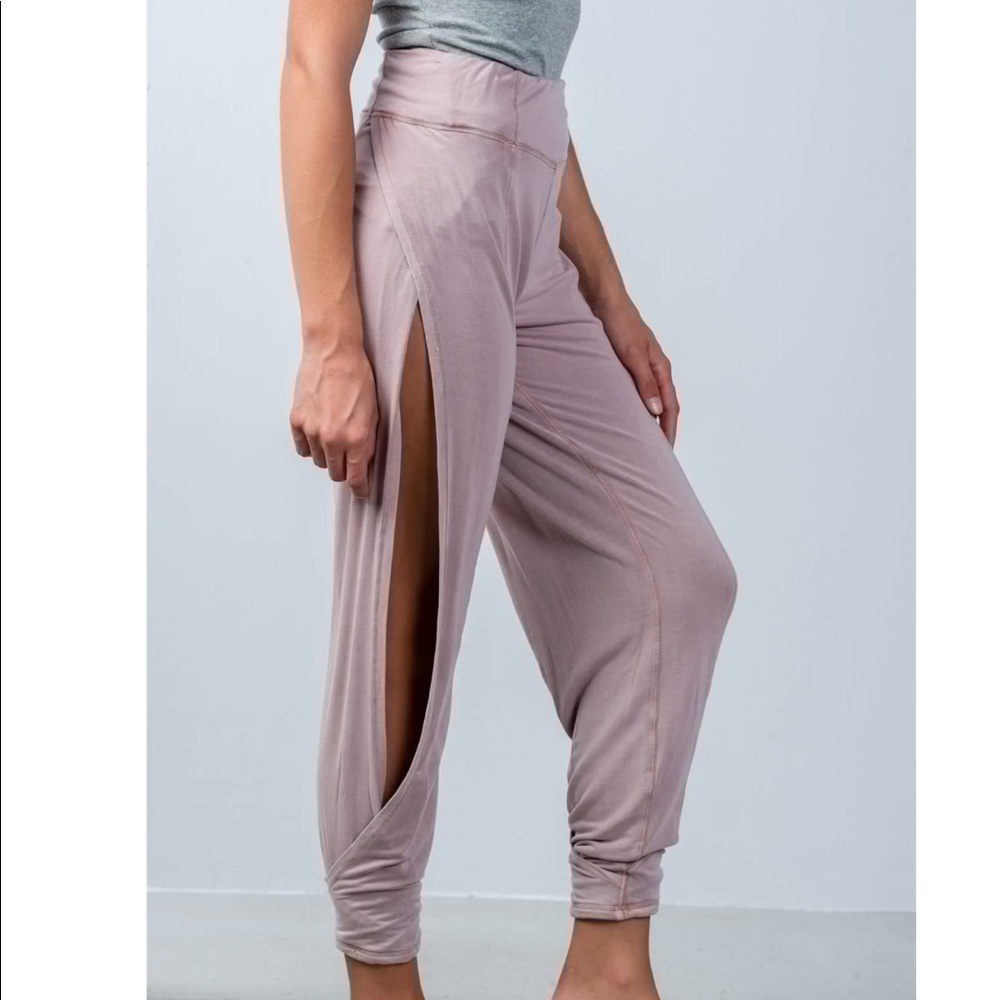 Yogi Slit Side Bottoms (Mauve)